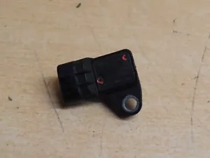 Suzuki Vitara SZ MK4 Boosterjet 2019 - sensor de presión de admisión de gasolina (B28) - Imagen 1 de 4