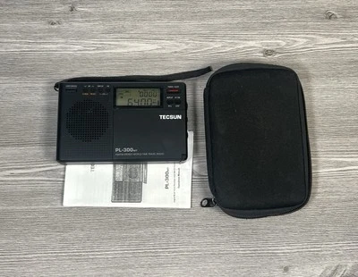 TECSUN PL-300wt World Time Traveling DSP Portable Radio FM Stereo/MW/LW/ SW - Image 1 of 4
