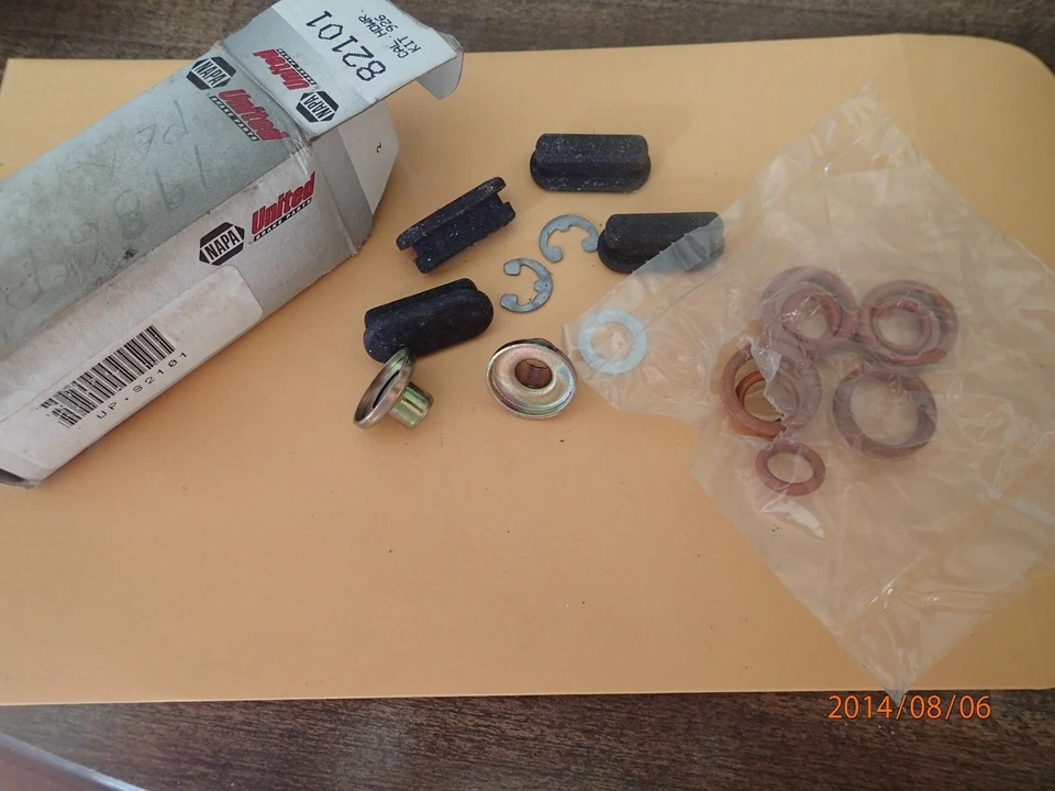 Kit de herrajes de freno de disco NAPA #82101, Pontiac 1986 Foto 1 de 3