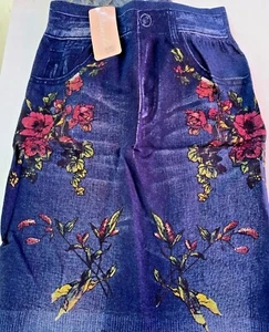 Women's Denim Look Wild Roses Stretch Cotton & Spandex Short Skirt - Picture 1 of 4