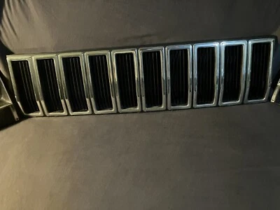 1984-1996 Jeep Cherokee XJ, 1986-1992 Jeep Comanche MJ Chrome & Black Grille OEM - Image 1 of 4
