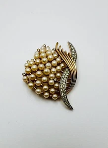 Vintage Crown Trifari Faux Pearl and Rhinestone Floral Brooch - Picture 1 of 10