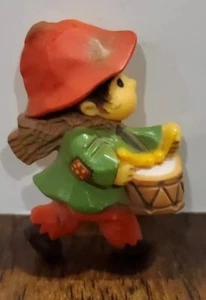 Vintage Hallmark Little Drummer Boy Brooch Pin - Picture 1 of 13