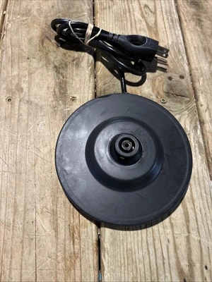 Hervidor de agua Breville BKE450XL solo control base acero inoxidable Foto 1 de 2