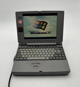 Computadora portátil Toshiba Satellite T2130CT de colección, Windows 98 FUNCIONA leer - Imagen 1 de 19