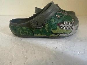 Dinosaurier Jugend Crocs Größe C8 - leuchtet nicht - Bild 1 von 8