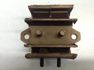 Transmission Mount 1996-2004 for Nissan Frontier Pathfinder Xterra 2WD RWD - Picture 1 of 5