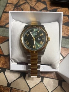Orologio Uomo GUESS CONNOISSEUR GW0265G8 Acciaio Bicolor Gold Dorato Verde - Foto 1 di 1