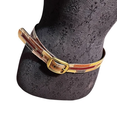 Cinto de retalhos de couro fóssil médio 40” de comprimento 1,5” de largura - Imagem 1 de 4