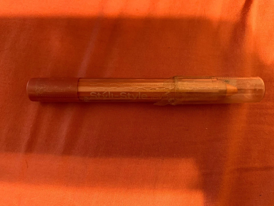 Styli-style Jewel Lip Gloss  - 2002 Pink Opal - NEW/broken SEAL - Image 1 of 1