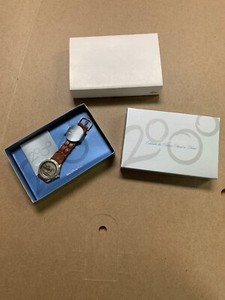 Walt Disney World 2000 Watch Celebrate The Future Hand in Hand