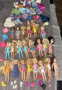 Lot Barbie Chelsea et ses amis Mattel et accessoires - Photo 1/13