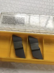 Qty 2 Kennametal NGD 4250RK NGD4250RK KCU25 Grade Carbide Grooving Inserts - Bild 1 von 2