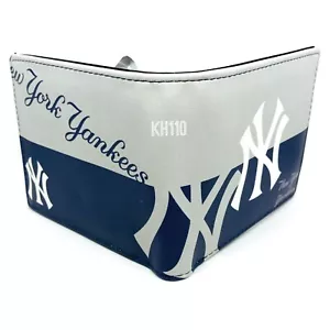 MLB New York Yankees Men's Printed Logo Leather Bi-Fold Wallet - Picture 1 of 6