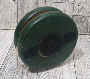 3.5" Diameter Antique Wooden Yo-yo Late 1800's to early 1900's (best ed. Guess) - Picture 1 of 10