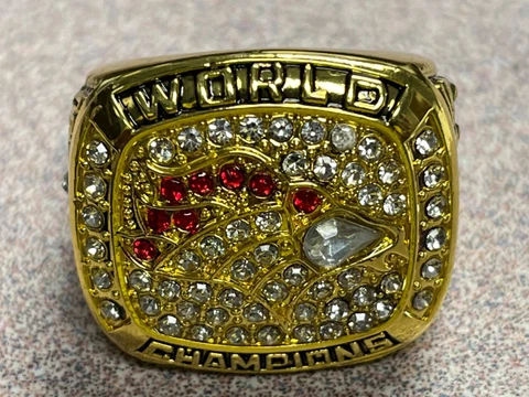 1997 DENVER BRONCOS COMMEMORATIVE CHAMPIONSHIP RING BRONCOS SIZE 11 Cover