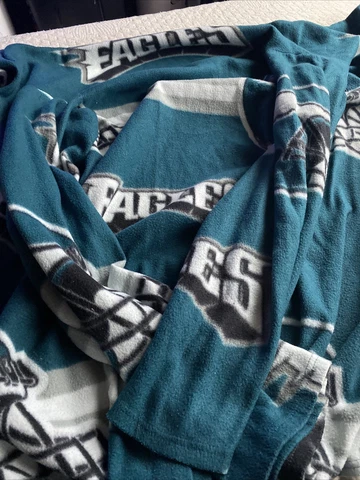 NFL Philadelphia Eagles Snuggie Pillow Blanket Cover