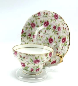 Vintage Lefton China Pink Rose Chintz Gold Band Teacup & Saucer 662R - Picture 1 of 9