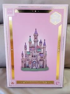 Figura iluminada Disney Aurora/Castillo de la Bella Durmiente lanzamiento limitado - Imagen 1 de 3