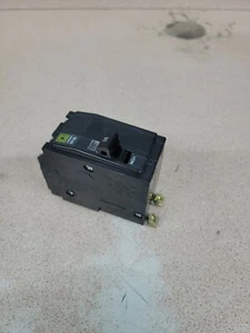 Square D QOB230 Circuit Breaker 30 Amp 2 Pole 10 AIC 120/240 VAC Type QOB W# - Picture 1 of 3