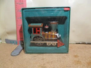 HALLMARK KEEPSAKE ORNAMENT-1985 25TH ANNIVERSARY TIN LOCOMOTIVE QX497-2 - Picture 1 of 2