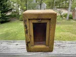 Antique Small Primitive Wood and Glass Hinged Specimen Box - Picture 1 of 9