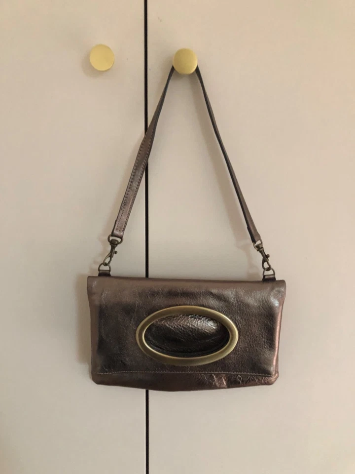 sac manfield - Photo 1/4