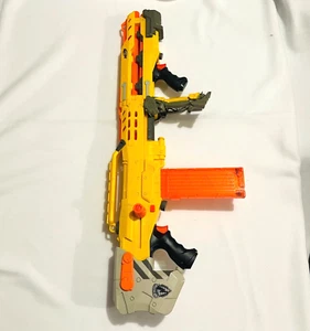 Pistola de dardos suaves de tiro largo Nerf N-Strike - Blaster de francotirador amarillo - Imagen 1 de 12