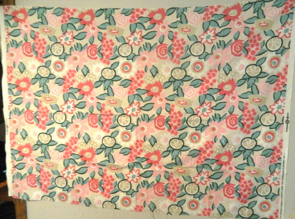 Screen Printed Rose Pattern 3.25X4.5 Feet Fabric. BB4 Foto 1 de 4