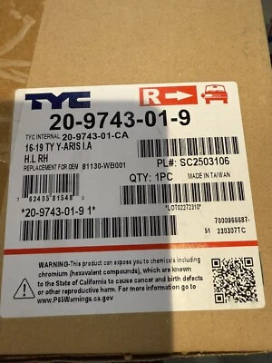 Faro halógeno delantero para pasajero derecho 16-19 Scion iA/Toyota Yaris iA Foto 1 de 4