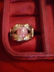 Vintage Goldtone Handmade Wire Ring Pretty Pink Stone Sz 8.5 - Picture 1 of 12
