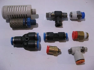 Wundertüte Konvolut 9 verschiedene Miniatur-Luftarmaturen - GEBRAUCHT  - Bild 1 von 4