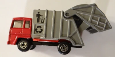 Vintage 1979 Matchbox Superfast Refuse Trash Truck diecast car 1:64 scale rare! - Image 1 of 4