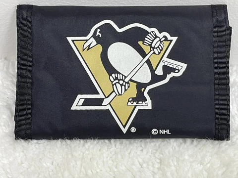 Vintage NHL Pittsburgh Penguins Hockey League Tri Fold Chamber Wallet Cover