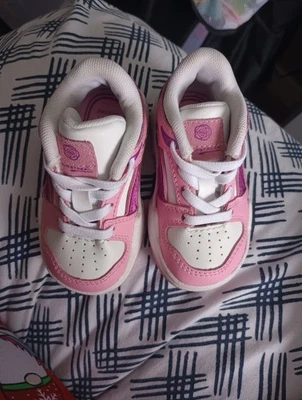 Zapatos Puma Slipstream para bebé niña talla 4C Foto 1 de 4