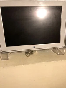 Apple Cinema Display 22 In - M8149 (ADC) - Picture 1 of 2