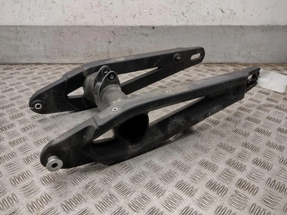 ZERO FXS ZF 2017 brazo oscilante trasero Foto 1 de 4