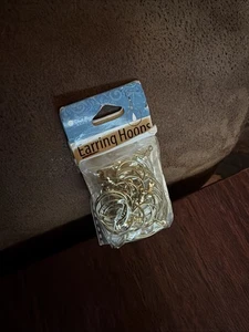 36 Stück Ohrring Creolen Neu 2015 Blau Mond Perlen - Bild 1 von 1