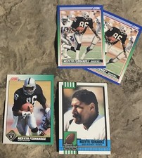 Mervyn Fernandez Football Cards. Raiders