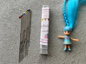 Agujas de fieltro Heidifeathers® - Mezcla de cabello enraizado - Tenedor de corona trenzada triangular - Imagen 1 de 17