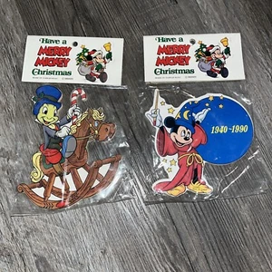 2-Walt Disney Co Jiminy Cricket und Mickey Holz Weihnachtsschmuck Vintage Neu - Bild 1 von 3