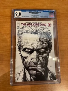 Walking Dead Deluxe 10 CGC 9.8 Second Printing/Red Foil Sketch Comics Vault Live - Picture 1 of 1