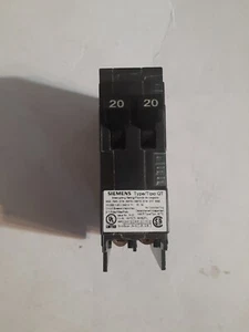 Siemens Q2020NC 20A Type QT 1 Pole Plug In Mounting Style Breaker - Picture 1 of 2