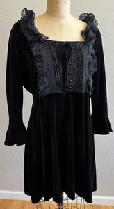 Killstar We Are The Weirdo's Velvet & Lace Dress XXL 2XL EUC Witchcore Cult Goth - Picture 1 of 5