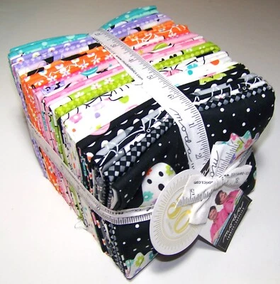 MODA 32 FQ Bundle of FAB BOO LOUS Halloween  100% Cotton Fabric - Image 1 of 3