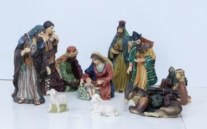 O’Well Set Natività in Porcellana 12 Pezzi Dipinto a Mano Grandi Figure fino a ~6” Alto - Foto 1 di 6