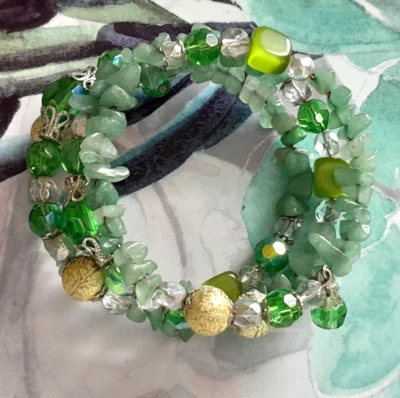Beautiful Green Aventurine Stone Memory Wrap Bracelet w/ Crystals Silver Tone - Image 1 of 4