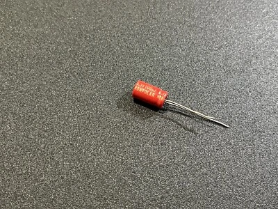 Black Gate Kondensator N 100uF 6,3V (NOS) - Bild 1 von 2