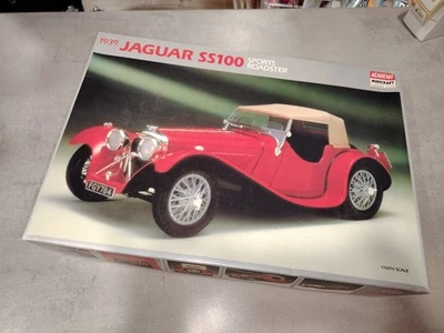 Academy Jaguar SS100 1/16 – Maquette voiture – Modélisme – Collector - Photo 1/4