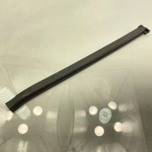 Mercedes CL500 CL600 CL55 CL65 AMG C215 W215 Rear Left Window Seal - Picture 1 of 8